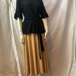 House of Harlow revolve nude swing skirt